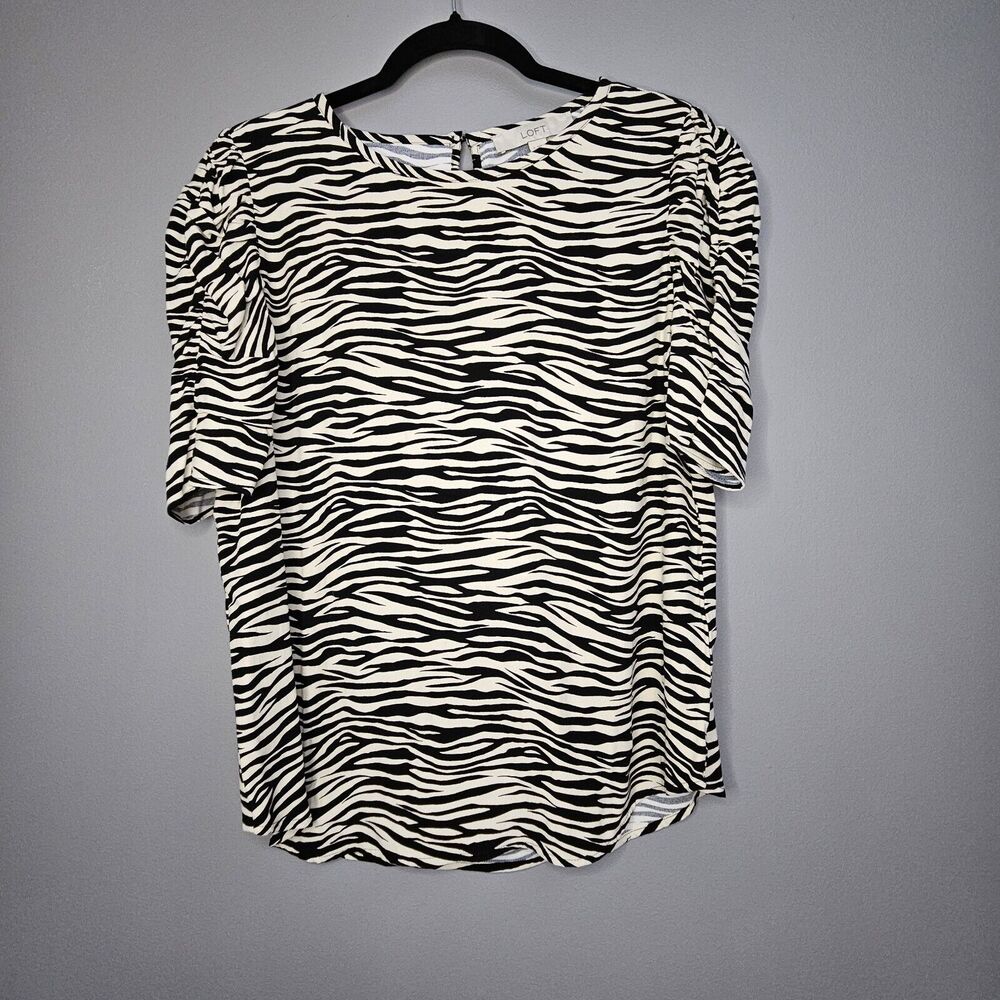 New  LOFT Womens Black‎ Beige Zebra Print Cinched Puff Sleeve Top Size Small